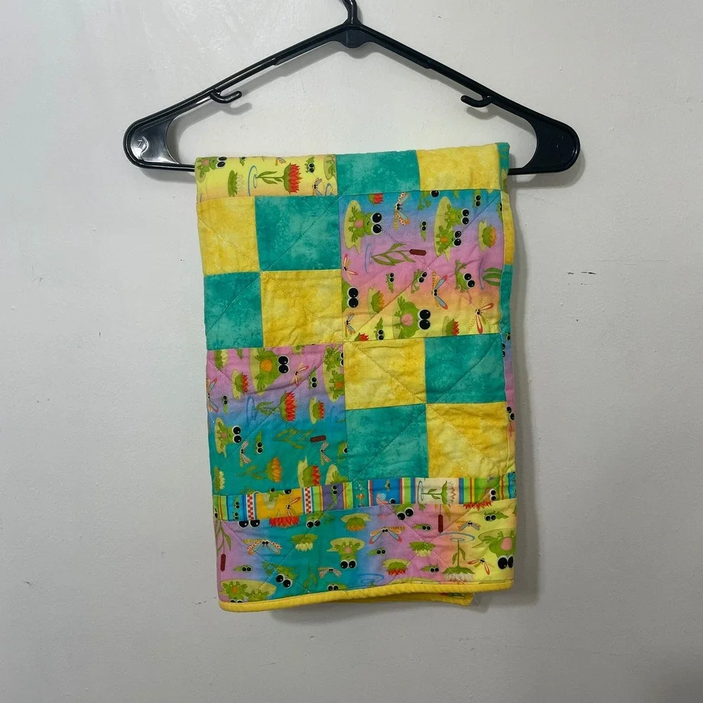Quilts for Kids Handmade Toddler‎ Quilt Yellow Frog Dragonfly Print Throw
